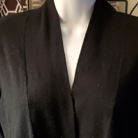 Light weight knit cardigan - Picture 2 of 4